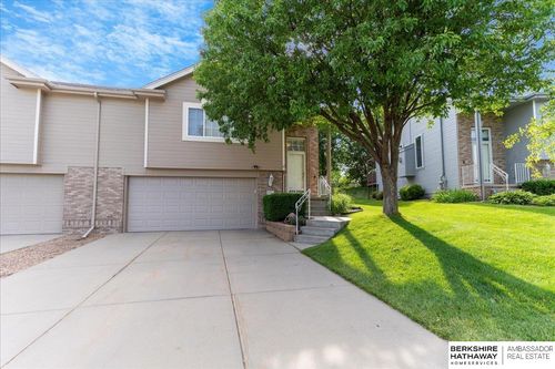 7412 S 174th St, Omaha, NE, 68136-1136 | Card Image
