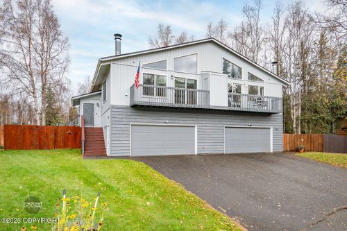 9304 Biorka Cir, Eagle River, AK, 99577-8619 | Card Image