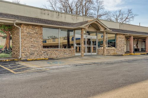 407 Bethel Shopping Ctr, Russellville, KY, 42276-1279 | Card Image