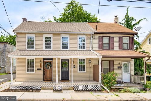 16 N Locust St, LITITZ, PA, 17543-1717 | Card Image