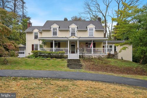 4 W Possum Hollow Rd, ROSE VALLEY, PA, 19086-6241 | Card Image