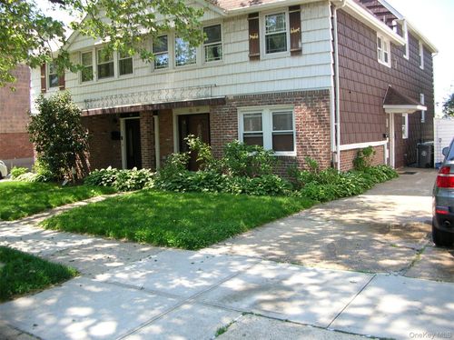 57-04 Cloverdale Blvd, Oakland Gardens, NY, 11364 | Card Image