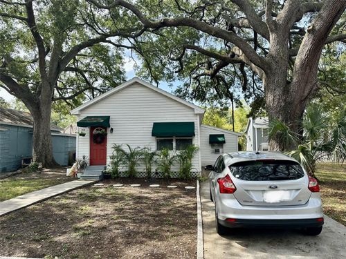 310 21st Ave S, ST PETERSBURG, FL, 33705-2785 | Card Image