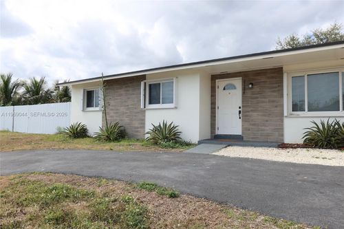 0-27684 Sw 163rd Ct, Homestead, FL, 33031-2917 | Card Image