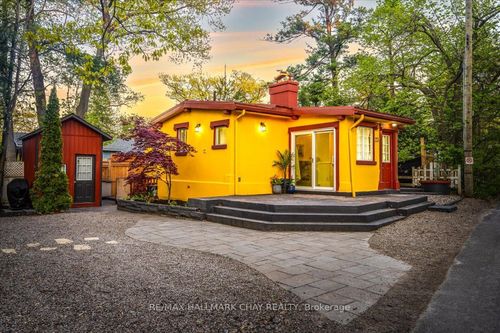 23 Pops Lane, Wasaga Beach, ON, L9Z2X7 | Card Image