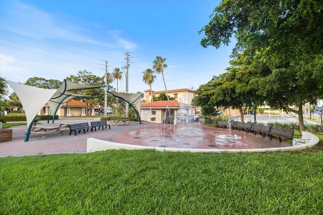 APT-213 - 400 Base Ave E, Condo with 2 bedrooms, 2 bathrooms and null parking in VENICE FL | Image 31