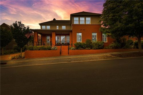 185 Central Ave, Fayetteville, GA, 30214-4367 | Card Image