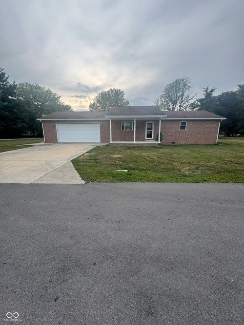 410 S 1st St, Kingman, IN, 47952-5210 | Card Image