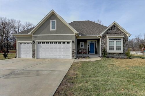 17895 168th Street, Basehor, KS, 66007 | Card Image