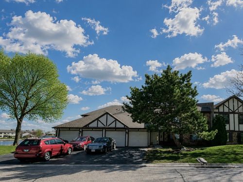 3-1956 N Hidden Creek Cir, Palatine, IL, 60074-2405 | Card Image