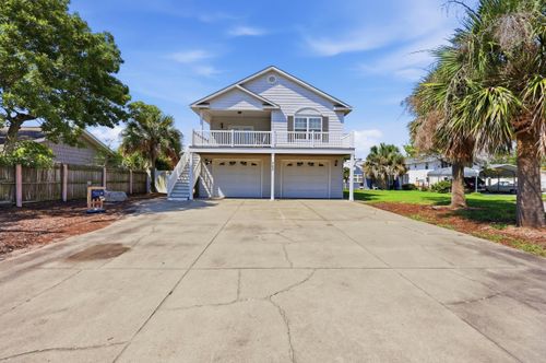 703 27th Ave S, North Myrtle Beach, SC, 29582-4427 | Card Image