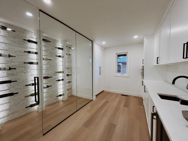 52 Patterson Cres Sw, House other with 5 bedrooms, 4 bathrooms and 4 parking in Calgary AB | Image 12