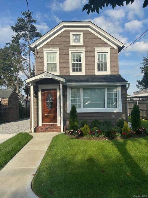 14-11 147th St, Whitestone, NY, 11357-2445 | Card Image