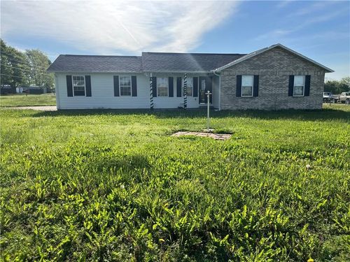 16518 E Mission Rd, Nevada, MO, 64772-7730 | Card Image