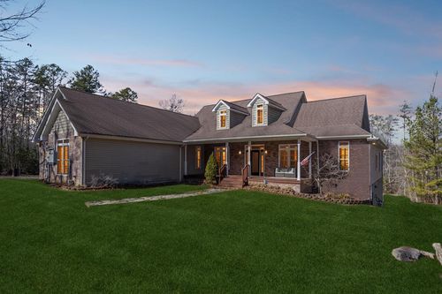 700 Falls Rd, Monterey, TN, 38574-7066 | Card Image