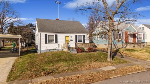 101 Carter Ave, Clarksville, IN, 47129-2301 | Card Image