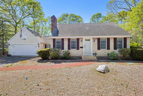 556 Cotuit Rd, Mashpee, MA, 02649-2381 | Card Image