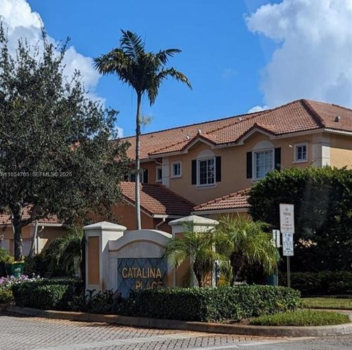 6407-6407 Catalina Ln, Tamarac, FL, 33321-5529 | Card Image