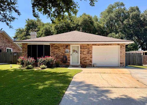 1117 Shaw Dr, Morgan City, LA, 70380-1028 | Card Image