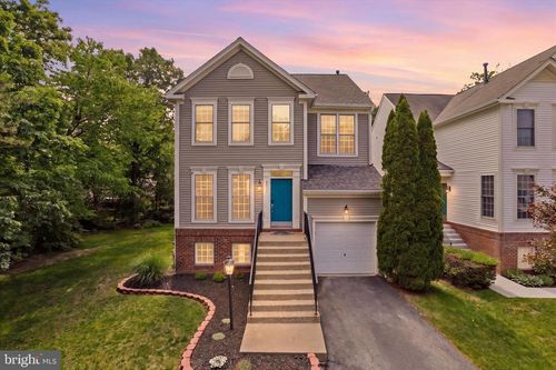 8812 Fenimore Pl, BRISTOW, VA, 20136-5727 | Card Image