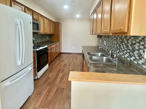 1420 Chippewa Trl, Wheeling, IL, 60090-5114 | Card Image