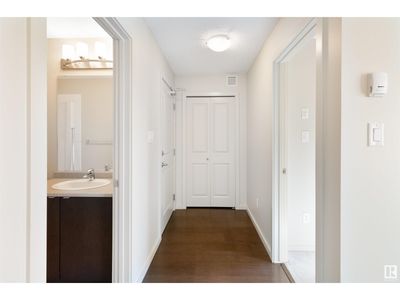 229 - 504 Albany Way Nw, Condo with 2 bedrooms, 2 bathrooms and 2 parking in Edmonton AB | Image 3