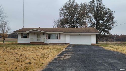 2234 Red Stripe Rd, Odin, IL, 62870-2204 | Card Image