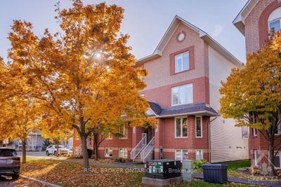 2218 Bois Vert Pl, Condo with 2 bedrooms, 3 bathrooms and 2 parking in Ottawa ON | Image 1