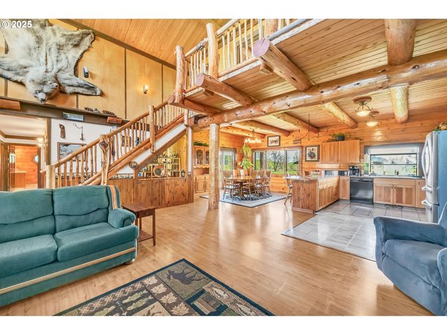 95787 Territorial Hwy, House other with 5 bedrooms, 2 bathrooms and 2 parking in Monroe OR | Image 18