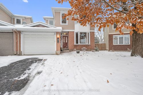 {{alt}} | Card Image