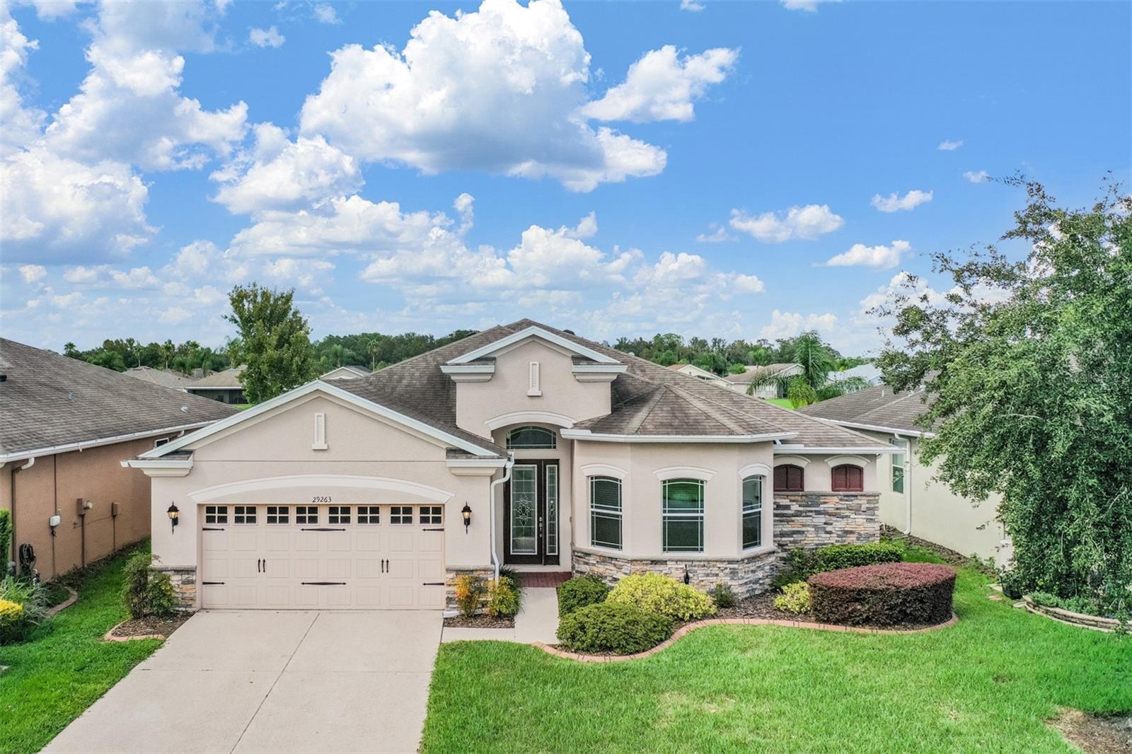 Grass Bunker Dr, San Antonio, FL 33576
