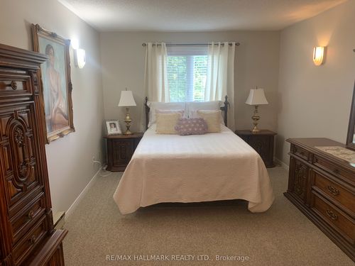 62-3050 Pinemeadow Dr, Burlington, ON, L7M3X5 | Card Image