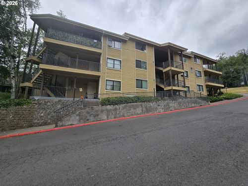 9908 Se Talbert St, Clackamas, OR, 97015 | Card Image