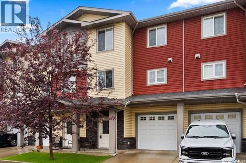 303-3440 Avonhurst Dr, Regina, SK, S4R2E1 | Card Image