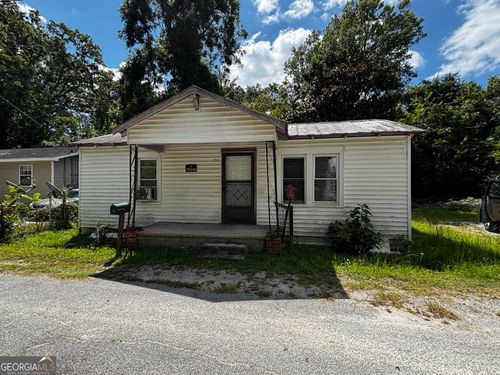 211 Deans Aly, Thomson, GA, 30824-1535 | Card Image