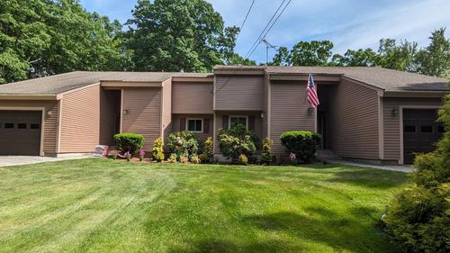 30 Maple Ave, Hampstead, NH, 03841-2333 | Card Image