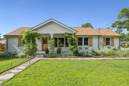 200 James Ave, Franklin, TN, 37064-3835 | Card Image