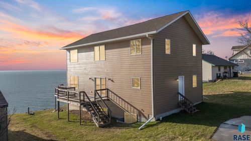 136 Se Lake Dr Drive, Estelline, SD, 57234 | Card Image