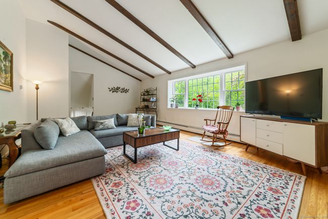 33 Saw Mill Rd, House other with 4 bedrooms, 3 bathrooms and null parking in Newtown CT | Image 7