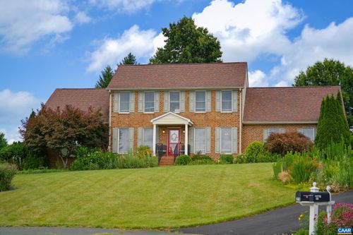 23 Christopher Ct, Waynesboro, VA, 22980-6546 | Card Image