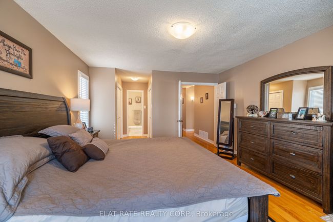 10 Hillview Dr, House other with 5 bedrooms, 3 bathrooms and 4 parking in Bobcaygeon ON | Image 14