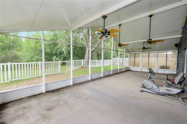 16804 Hawkridge Rd, House other with 4 bedrooms, 2 bathrooms and null parking in Lithia FL | Image 39