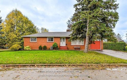 40 Hills Rd, Ajax, ON, L1S2W4 | Card Image