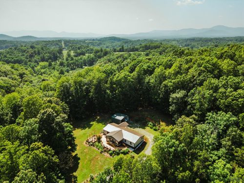 1019 Wagon Trail Rd, Monroe, VA, 24574-2622 | Card Image