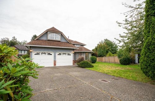 14370 83 Ave, Surrey, BC, V3W0V7 | Card Image