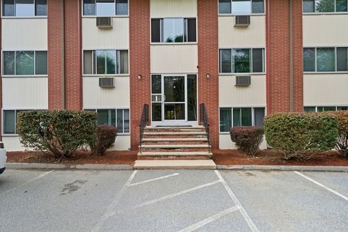 5-74 Beach St, Woburn, MA, 01801-3175 | Card Image