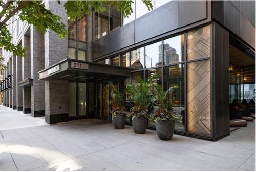 703-311 W Illinois St, Chicago, IL, 60654-7805 | Card Image