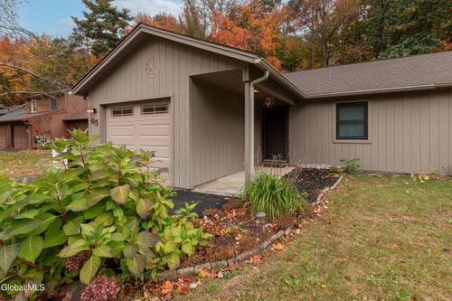 65 Arrow Wood Place, Ballston Spa, NY, 12020 | Card Image