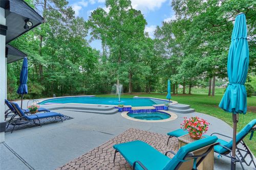 15471 Castlebrook Ct, Montgomery, TX, 77316-9650 | Card Image