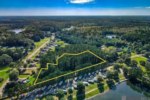 26574 Clyde Blount Rd, Livingston, LA, 70754-3811 | Card Image